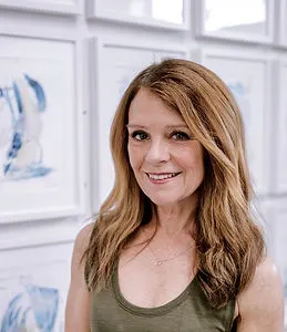 marissa_huber_book_TheMotherhoodOfArt.jp
