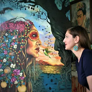 marissa_huber_book_TheMotherhoodOfArt.jp