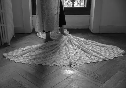 _Stéphanie Barbetta, Spinning in napkins, 2022, Empty home project.jpg